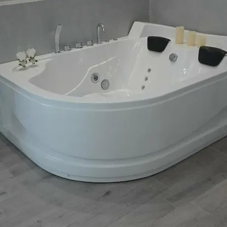 Alojamento de Acomodação e Pequeno-almoço Cupido Da Simona *